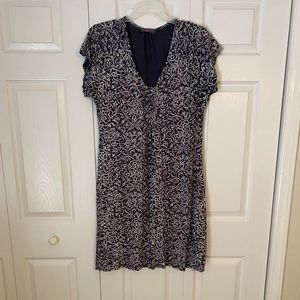 Fresh Produce Gray White V-Neck Short Sleeve Smock Front Dress - Sz 1X